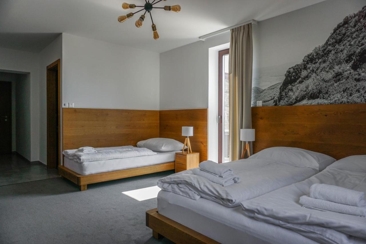Apartmany Sport & Ski Valča Exterior foto