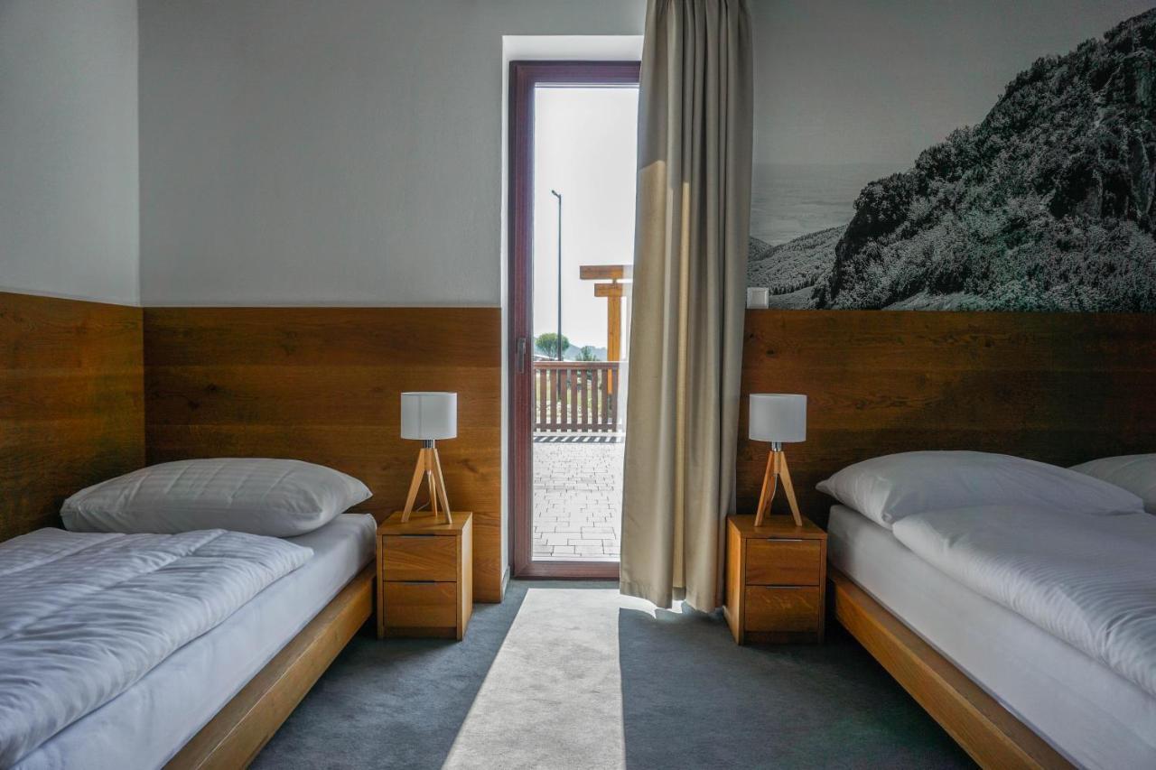 Apartmany Sport & Ski Valča Exterior foto