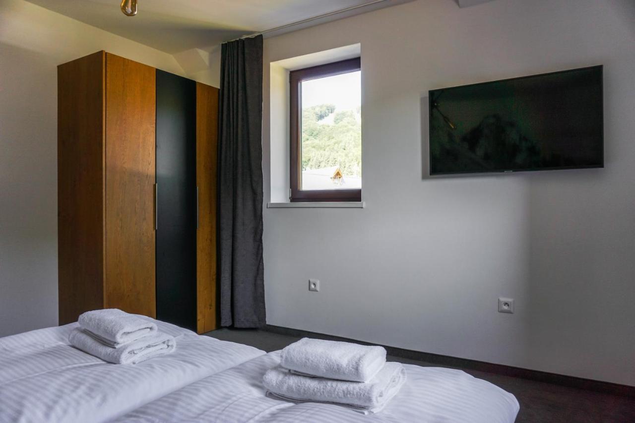 Apartmany Sport & Ski Valča Exterior foto